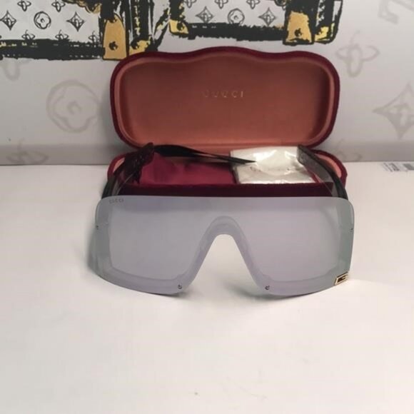 Authentic Gucci GG1637S 002 Silver Mirror Sunglasses – New - Picture 8 of 10